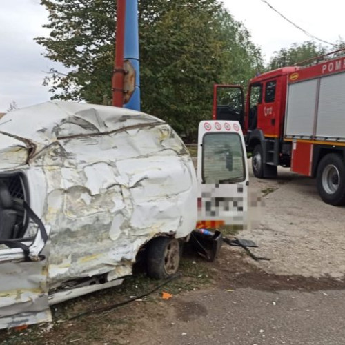 Accident grav în Orbeasca de Sus. O persoană preluată de SMURD prin elicopter