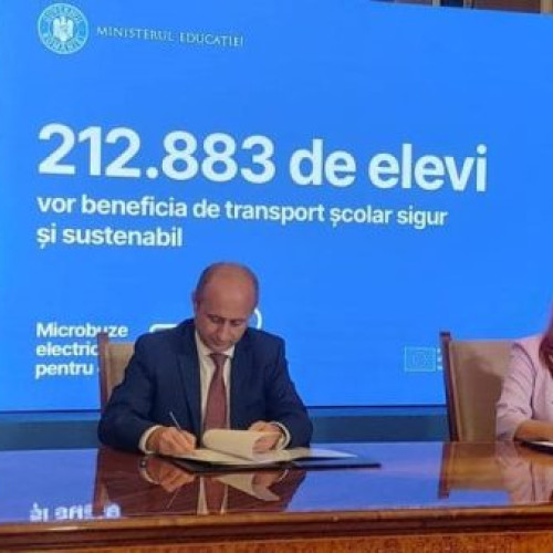 Elevii din Teleorman vor beneficia de microbuze electrice