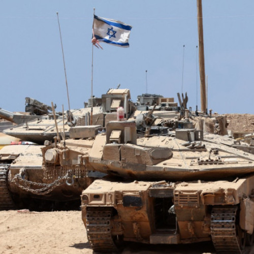 Israelul aprobă planul lui Netanyahu pentru Fâșia Gaza. Imagini din satelit arată posibile pregătiri de invazie