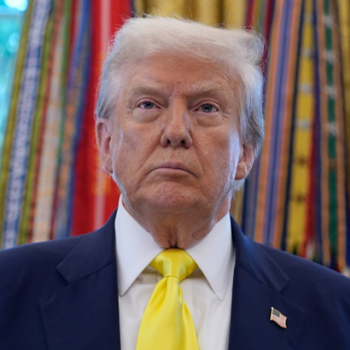 Preţul aurului a atins un nou record istoric. Tarifele impuse de Donald Trump ar putea zgudui piaţa metalelor preţioase