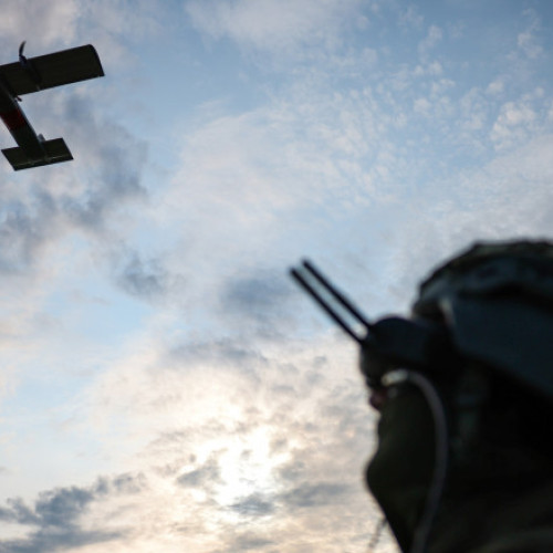 Ucraina a atacat masiv cu drone mai multe regiuni din Rusia. Cel puțin trei oameni au fost uciși