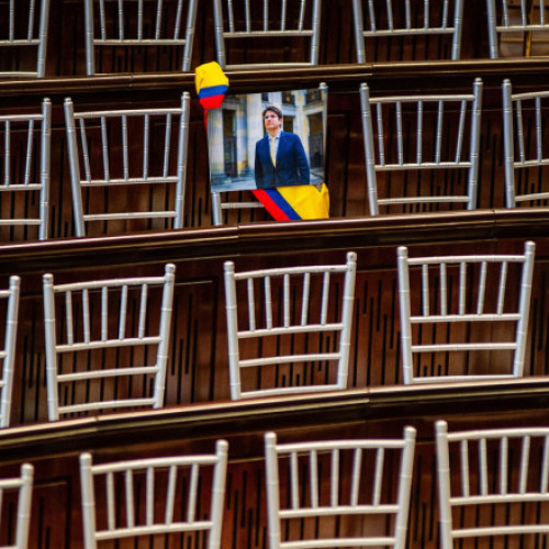 Un senator care ar fi putut candida la alegerile prezidențiale din 2026 din Columbia a murit după ce a fost împușcat în cap