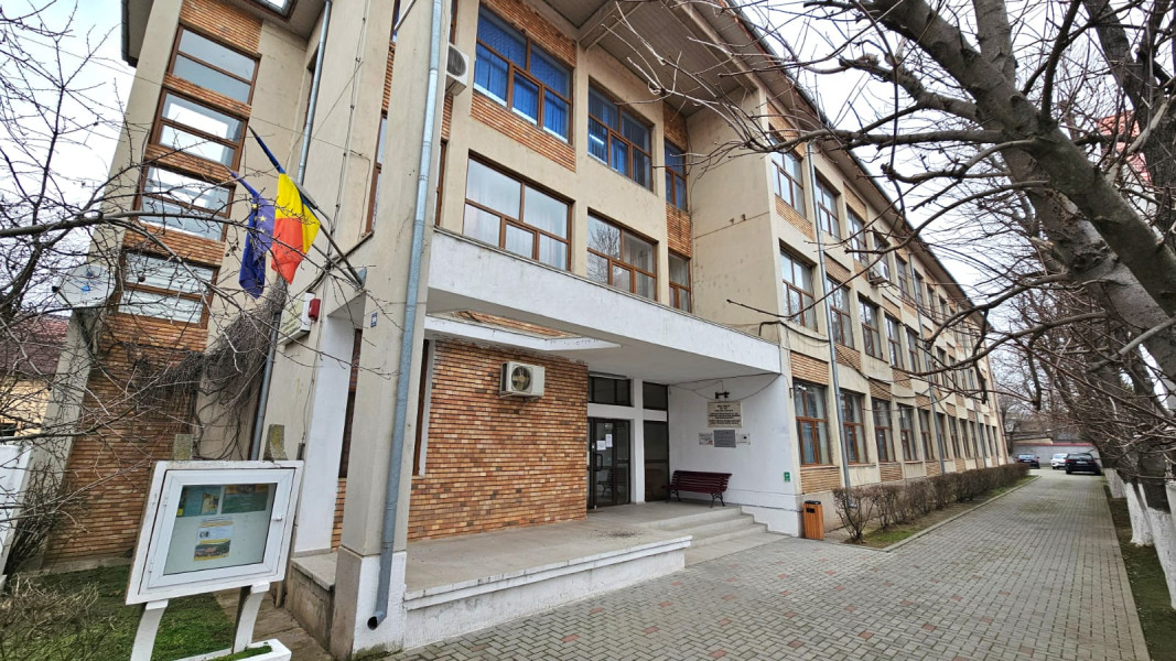 Alexandria va moderniza energetic două corpuri ale Colegiului Național Mircea Scarlat