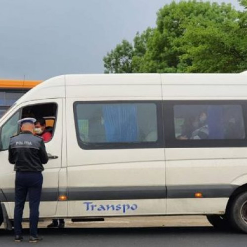 Acțiune de verificare a transportului în comun în Teleorman, desfășurată de DSP și Poliția Rutieră pentru prevenirea răspândirii COVID-19