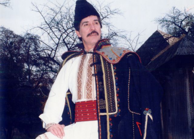 Se împlinesc 21 de ani de la moartea interpretului de folclor Liviu Vasilică