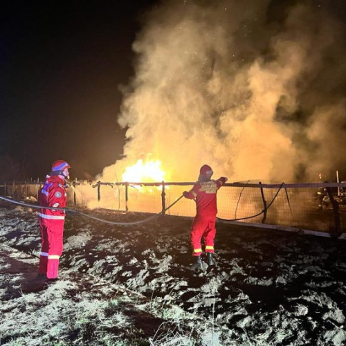 Val de incendii, în Teleorman. 22 de arderi stinse de pompieri, în trei zile